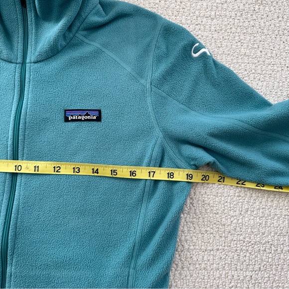 Patagonia Lightweight Fleece Zipper Jacket - Picture 6 of 7